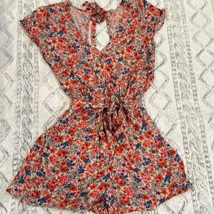 NWT-American Eagle Floral jumper